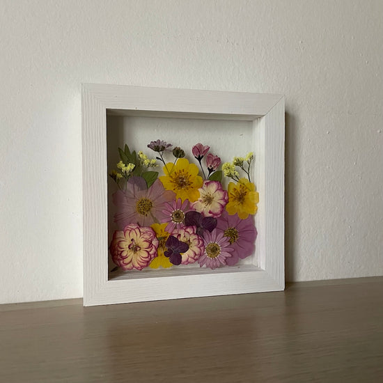 O podstatě světla v květu