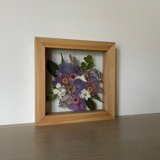 Padesát odstínů fialové