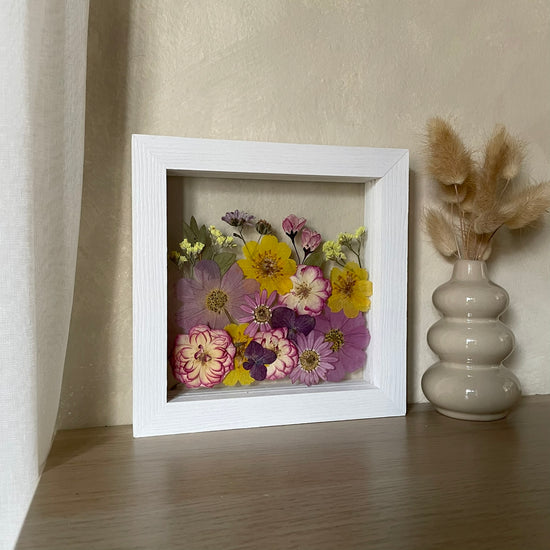 O podstatě světla v květu